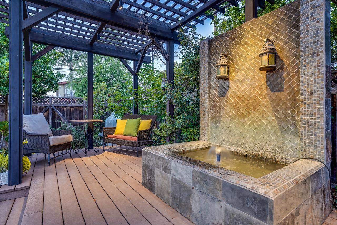 Detail Gallery Image 13 of 43 For 12714 Camrose Ave, Saratoga,  CA 95070 - 4 Beds | 2 Baths