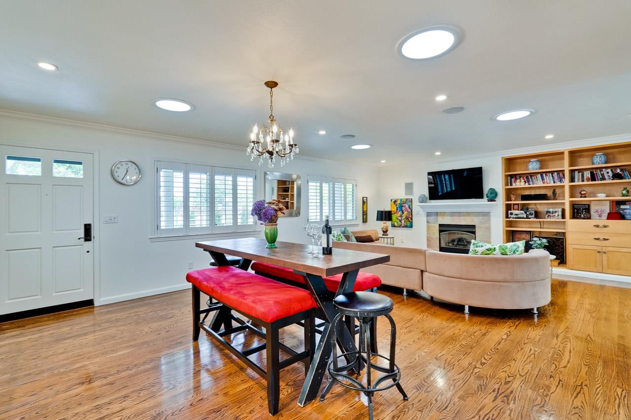 Detail Gallery Image 18 of 43 For 12714 Camrose Ave, Saratoga,  CA 95070 - 4 Beds | 2 Baths