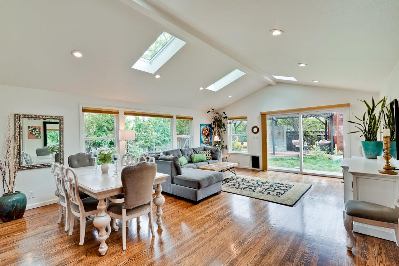 Detail Gallery Image 32 of 43 For 12714 Camrose Ave, Saratoga,  CA 95070 - 4 Beds | 2 Baths
