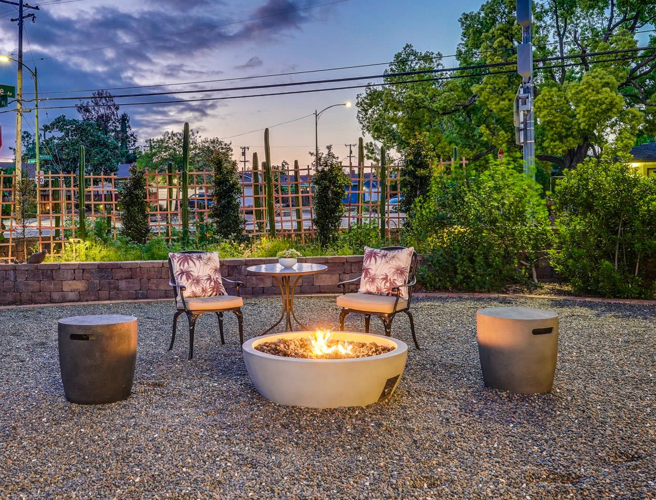 Detail Gallery Image 7 of 43 For 12714 Camrose Ave, Saratoga,  CA 95070 - 4 Beds | 2 Baths