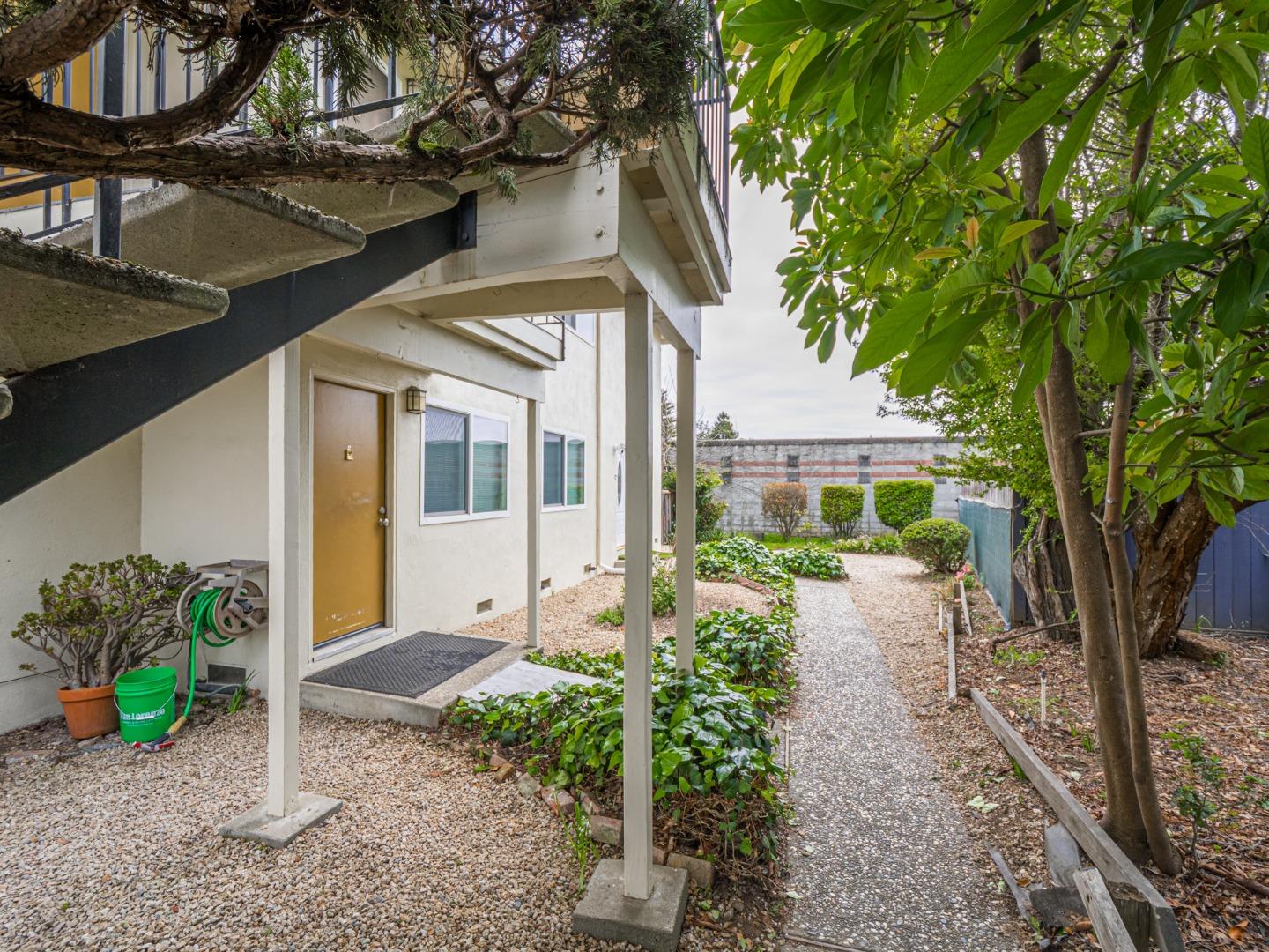 Detail Gallery Image 7 of 74 For 5058 Wilder, Soquel,  CA 95073 - – Beds | – Baths