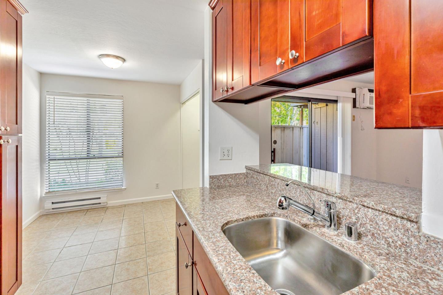 Detail Gallery Image 15 of 34 For 8155 Westwood Dr #13,  Gilroy,  CA 95020 - 1 Beds | 1 Baths