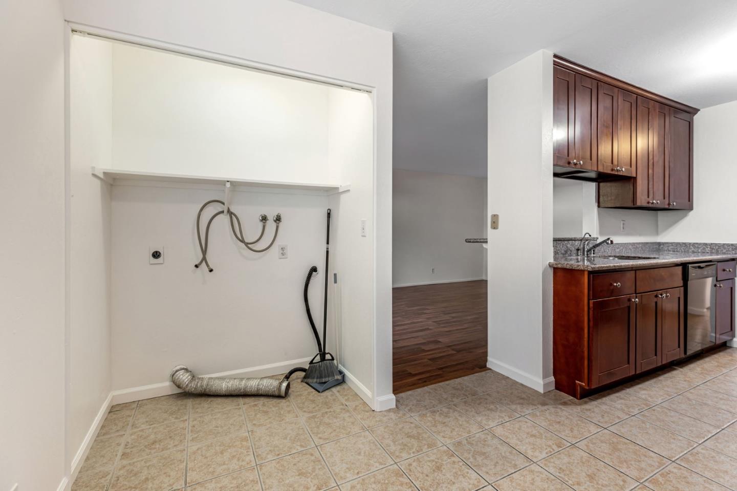 Detail Gallery Image 24 of 34 For 8155 Westwood Dr #13,  Gilroy,  CA 95020 - 1 Beds | 1 Baths