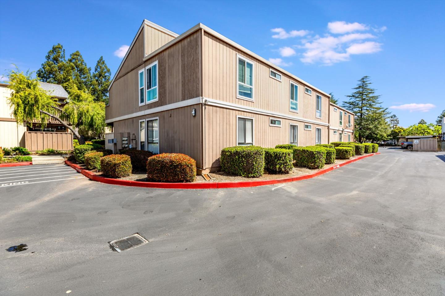 Detail Gallery Image 32 of 34 For 8155 Westwood Dr #13,  Gilroy,  CA 95020 - 1 Beds | 1 Baths