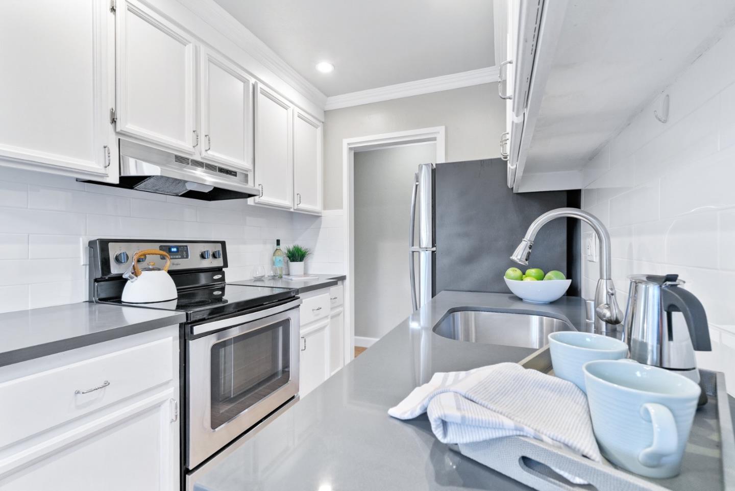 Detail Gallery Image 12 of 22 For 280 Easy St #403,  Mountain View,  CA 94043 - 1 Beds | 1 Baths