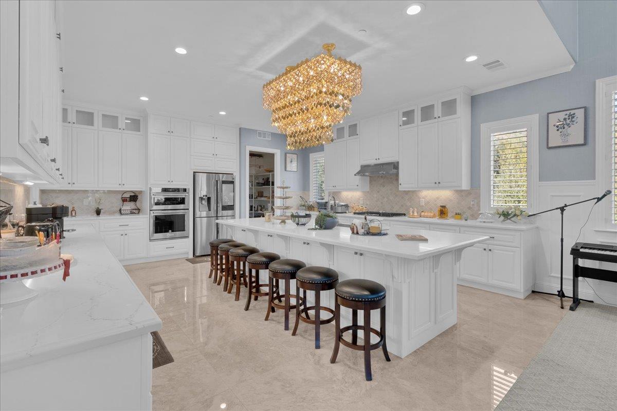Detail Gallery Image 28 of 64 For 18665 Corte Paterna, Morgan Hill,  CA 95037 - 5 Beds | 5/1 Baths