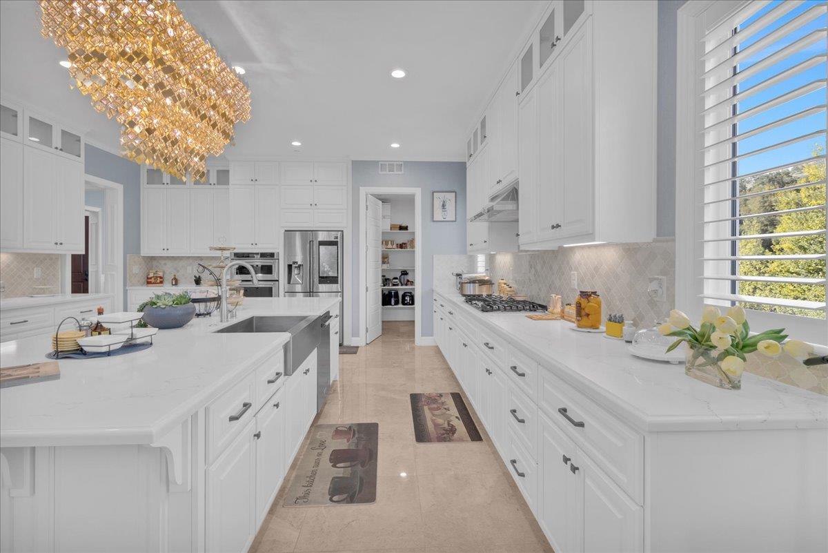 Detail Gallery Image 30 of 64 For 18665 Corte Paterna, Morgan Hill,  CA 95037 - 5 Beds | 5/1 Baths