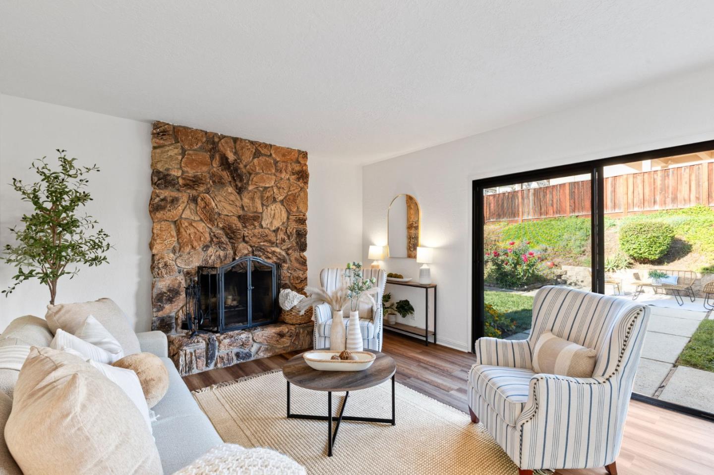 Detail Gallery Image 16 of 38 For 2236 N Park Victoria Dr, Milpitas,  CA 95035 - 4 Beds | 3 Baths