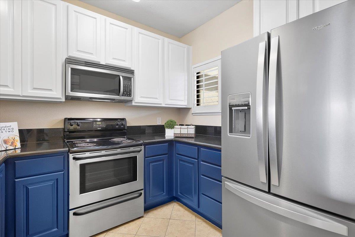 Detail Gallery Image 8 of 34 For 2200 Agnew Rd #216,  Santa Clara,  CA 95054 - 2 Beds | 2 Baths
