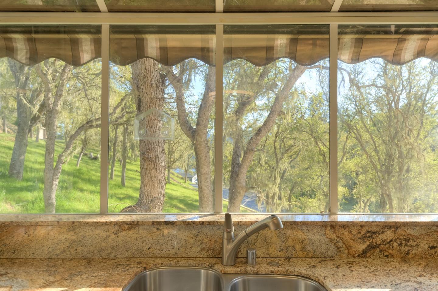 Detail Gallery Image 13 of 40 For 2627 Crows Nest Loop, Bradley_SLP,  CA 93426 - 3 Beds | 2 Baths