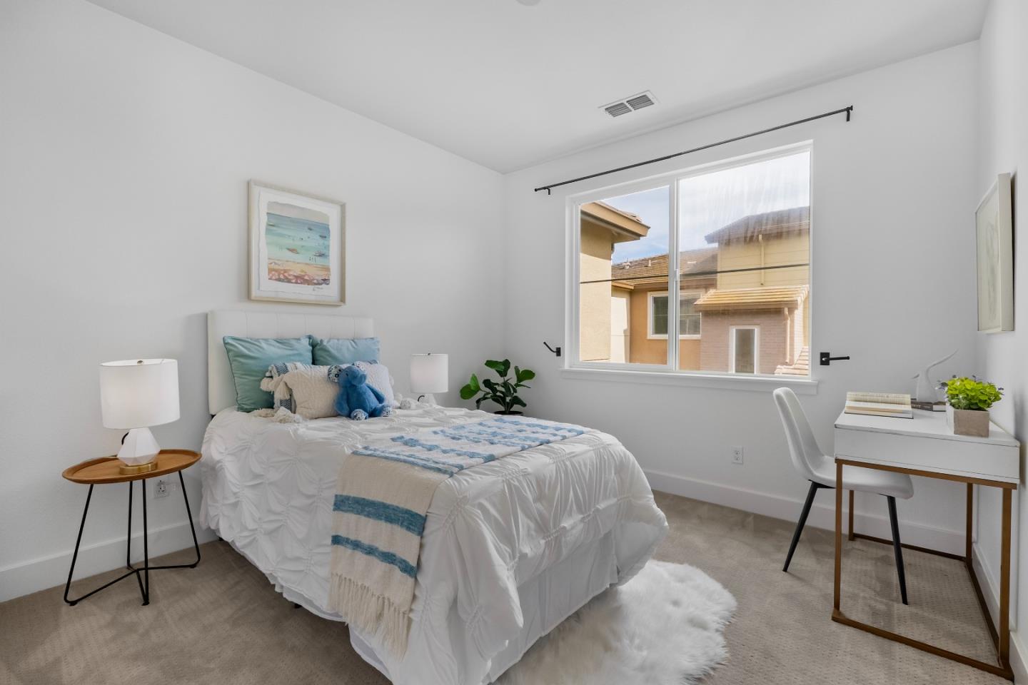 Detail Gallery Image 18 of 49 For 2412 Stearman Ct #6,  San Jose,  CA 95132 - 3 Beds | 2 Baths