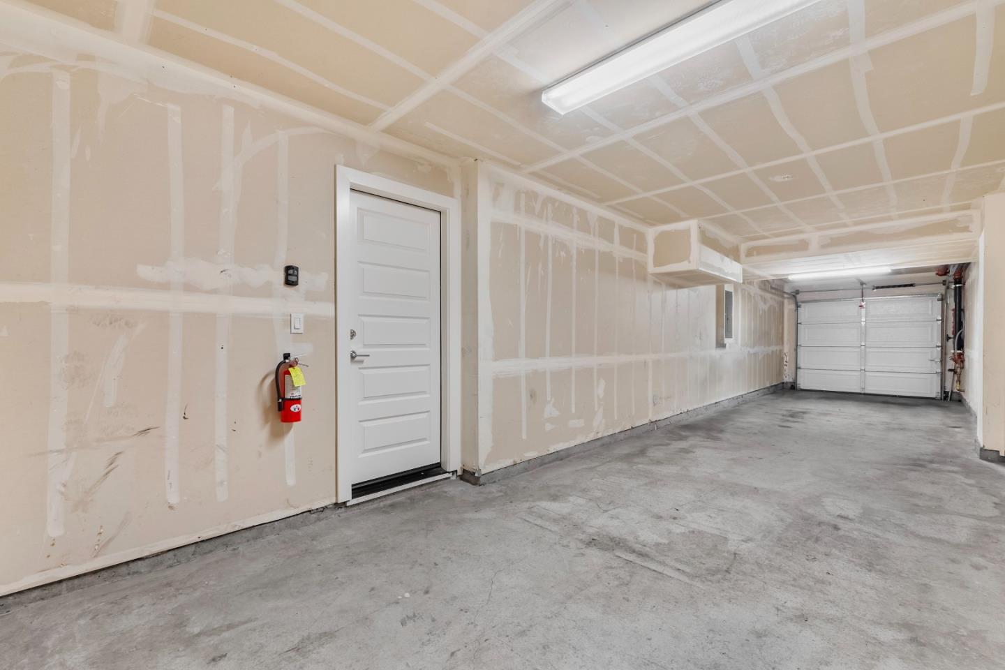 Detail Gallery Image 28 of 49 For 2412 Stearman Ct #6,  San Jose,  CA 95132 - 3 Beds | 2 Baths