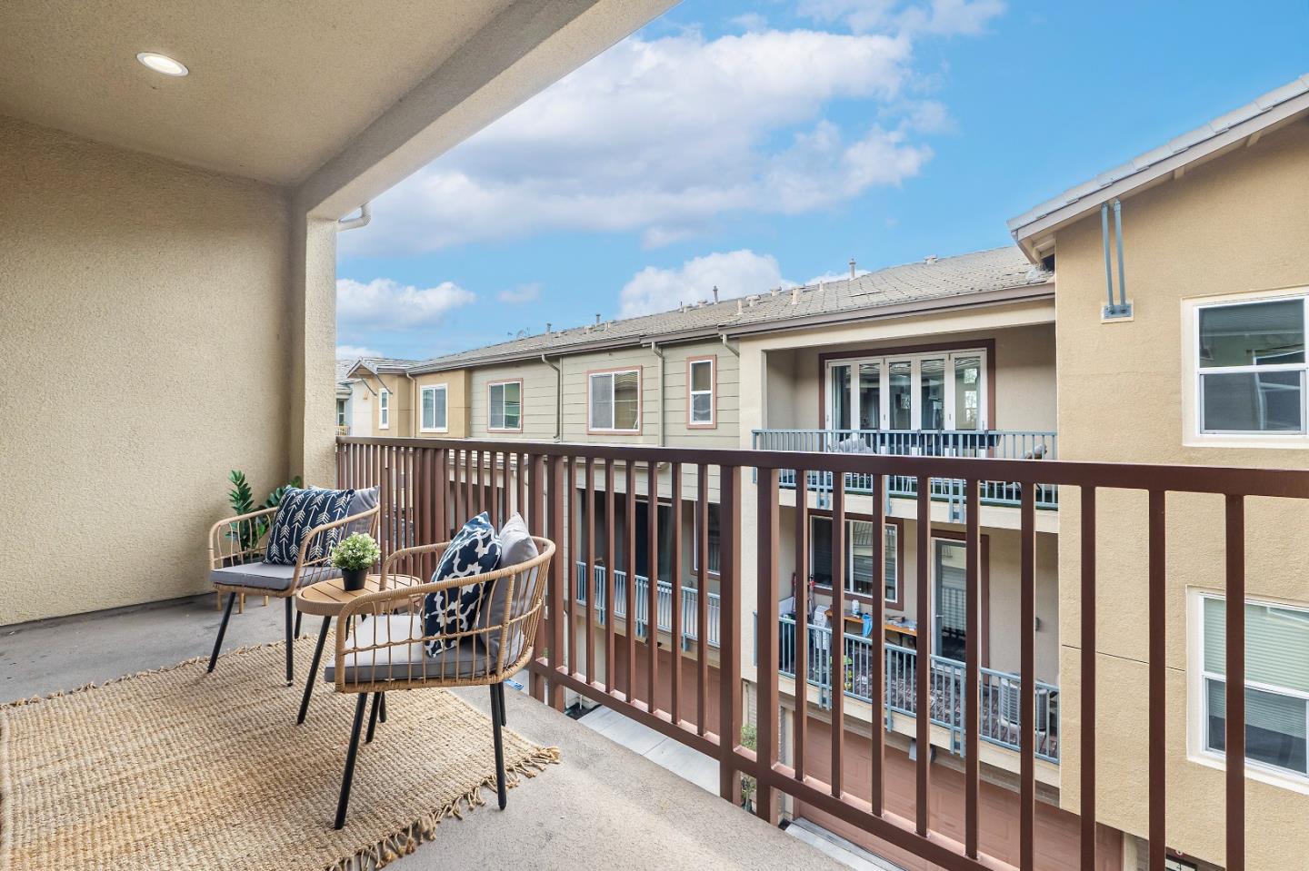 Detail Gallery Image 31 of 49 For 2412 Stearman Ct #6,  San Jose,  CA 95132 - 3 Beds | 2 Baths