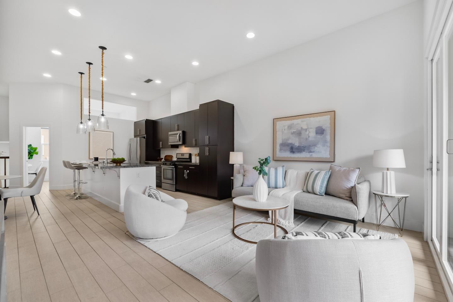 Detail Gallery Image 5 of 49 For 2412 Stearman Ct #6,  San Jose,  CA 95132 - 3 Beds | 2 Baths