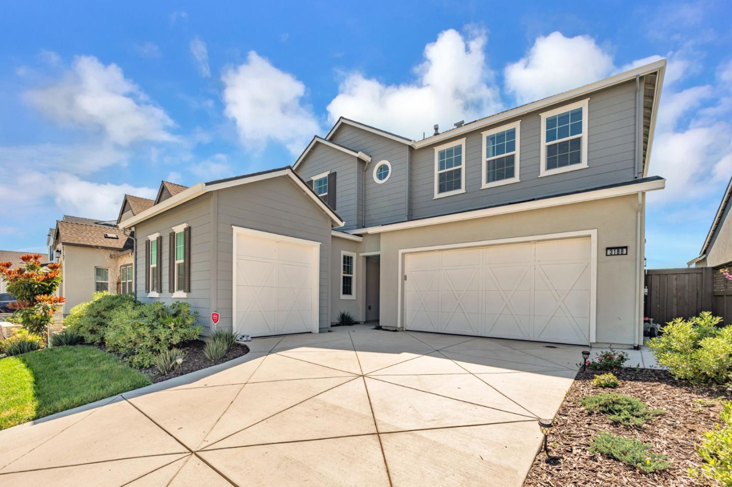 Detail Gallery Image 2 of 59 For 3188 Jake St, Tracy,  CA 95377 - 4 Beds | 3/1 Baths