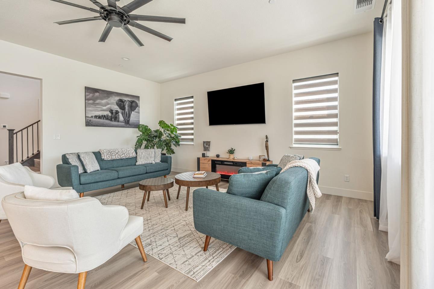 Detail Gallery Image 6 of 59 For 3188 Jake St, Tracy,  CA 95377 - 4 Beds | 3/1 Baths