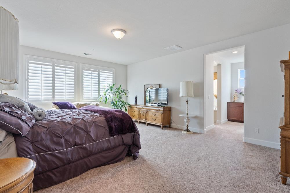 Detail Gallery Image 36 of 55 For 823 Cerrato Way, Hollister,  CA 95023 - 4 Beds | 3/1 Baths