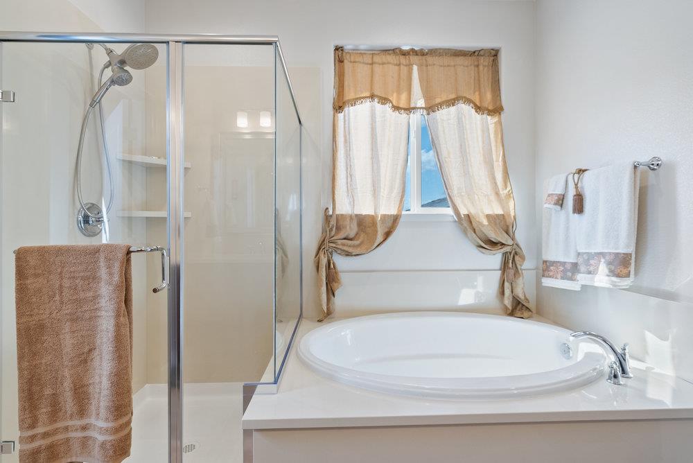 Detail Gallery Image 43 of 55 For 823 Cerrato Way, Hollister,  CA 95023 - 4 Beds | 3/1 Baths