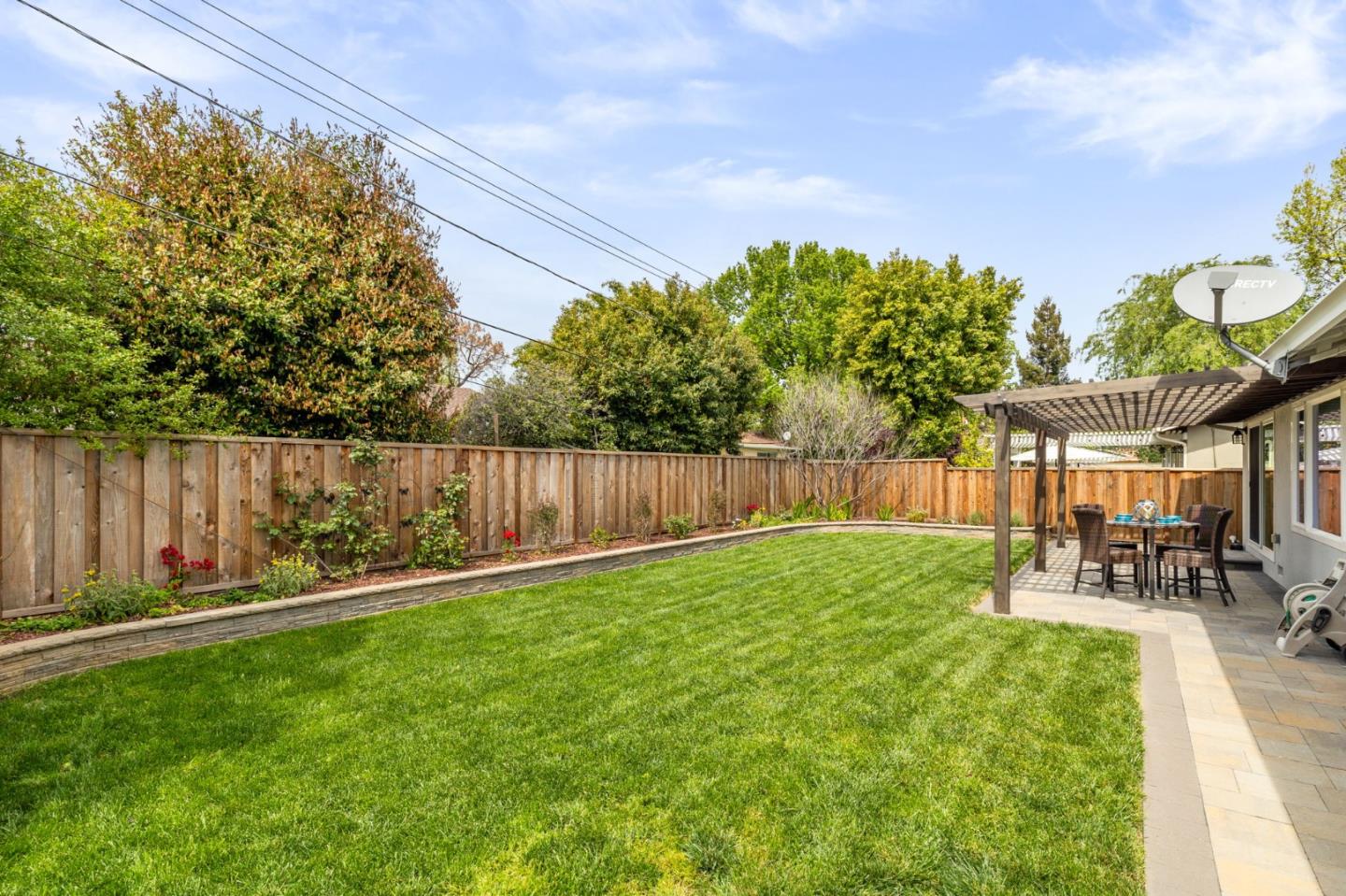 Detail Gallery Image 28 of 29 For 2357 Valencia Ct, San Jose,  CA 95125 - 4 Beds | 2/1 Baths
