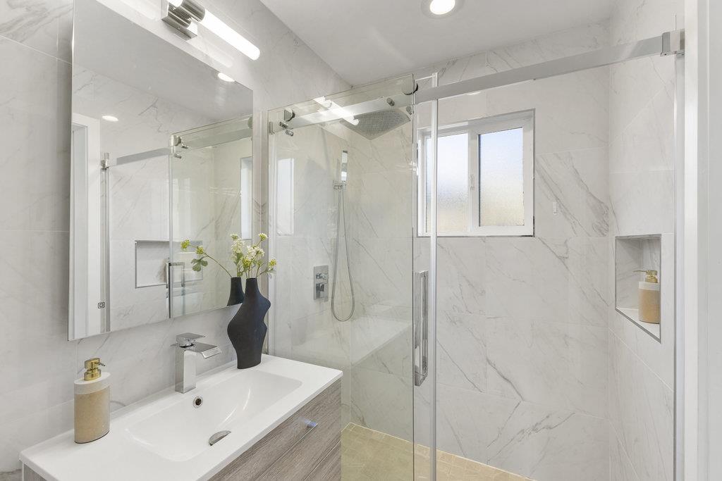 Detail Gallery Image 26 of 49 For 1186 Lyons St, Redwood City,  CA 94061 - 4 Beds | 2/1 Baths