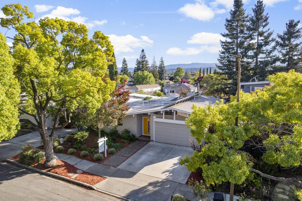 Detail Gallery Image 45 of 49 For 1186 Lyons St, Redwood City,  CA 94061 - 4 Beds | 2/1 Baths