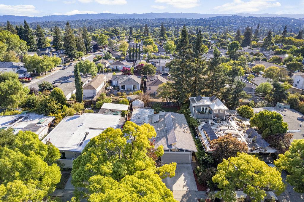 Detail Gallery Image 47 of 49 For 1186 Lyons St, Redwood City,  CA 94061 - 4 Beds | 2/1 Baths