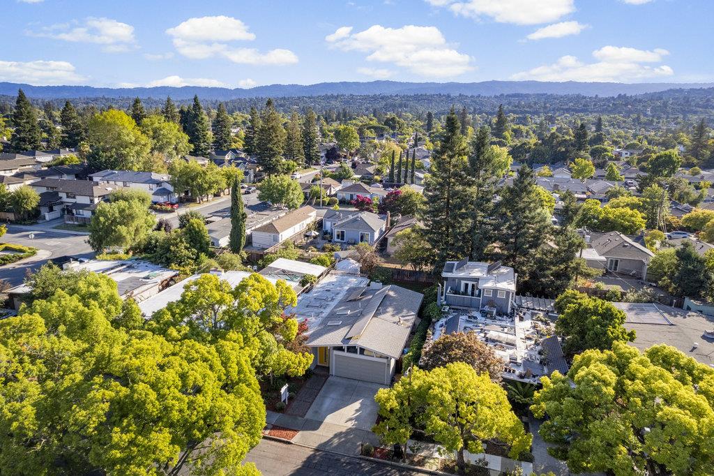 Detail Gallery Image 48 of 49 For 1186 Lyons St, Redwood City,  CA 94061 - 4 Beds | 2/1 Baths
