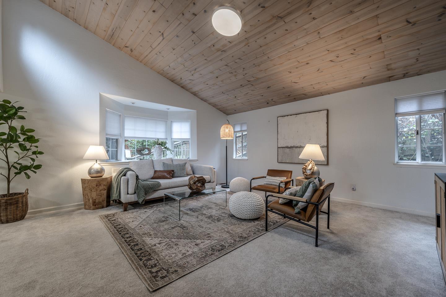 Detail Gallery Image 2 of 36 For 105 William Way, Felton,  CA 95018 - 3 Beds | 2/1 Baths