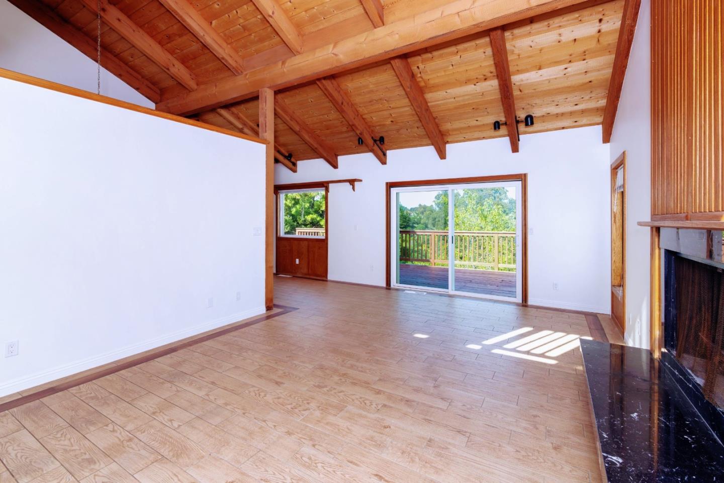 Detail Gallery Image 11 of 40 For 120 Alamo Ave, Santa Cruz,  CA 95060 - 3 Beds | 2 Baths