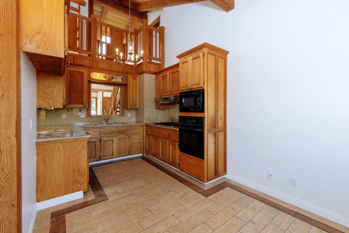 Detail Gallery Image 14 of 40 For 120 Alamo Ave, Santa Cruz,  CA 95060 - 3 Beds | 2 Baths