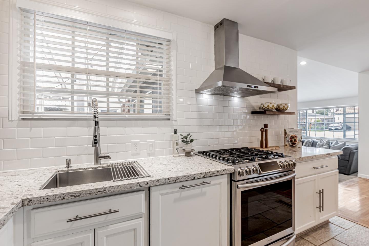 Detail Gallery Image 18 of 65 For 1450 Darlene Ave, San Jose,  CA 95125 - 3 Beds | 2 Baths