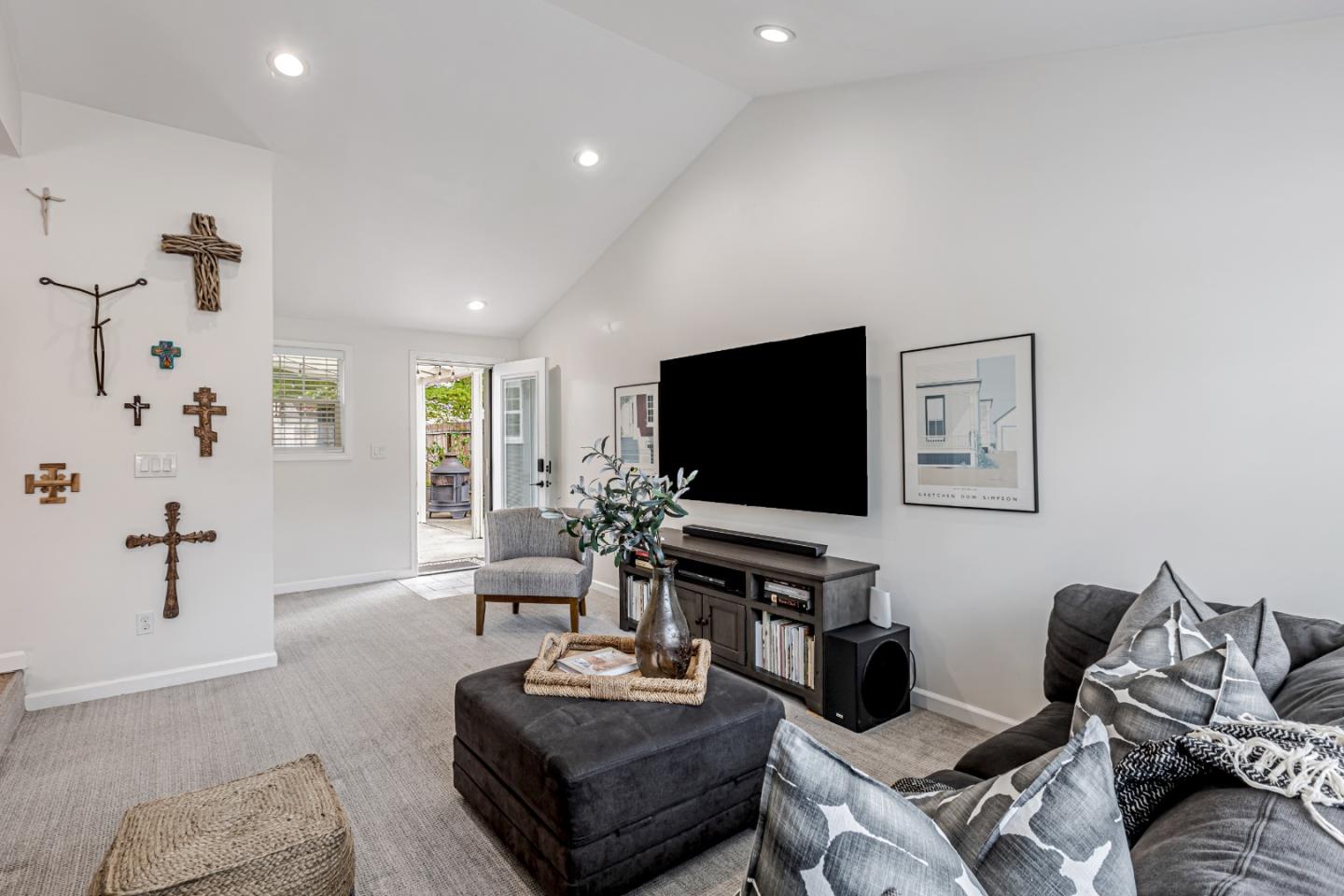 Detail Gallery Image 27 of 65 For 1450 Darlene Ave, San Jose,  CA 95125 - 3 Beds | 2 Baths