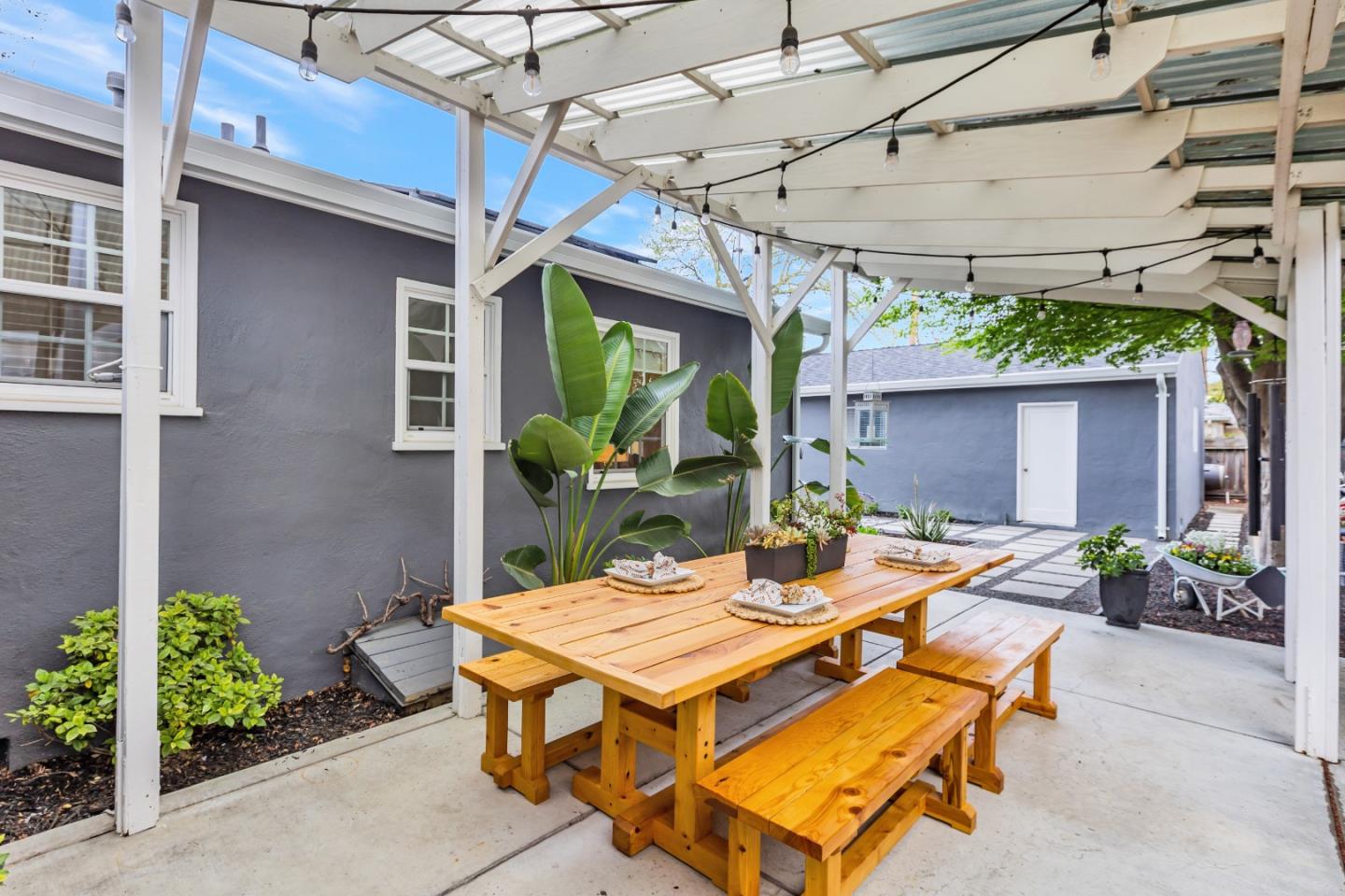 Detail Gallery Image 42 of 65 For 1450 Darlene Ave, San Jose,  CA 95125 - 3 Beds | 2 Baths