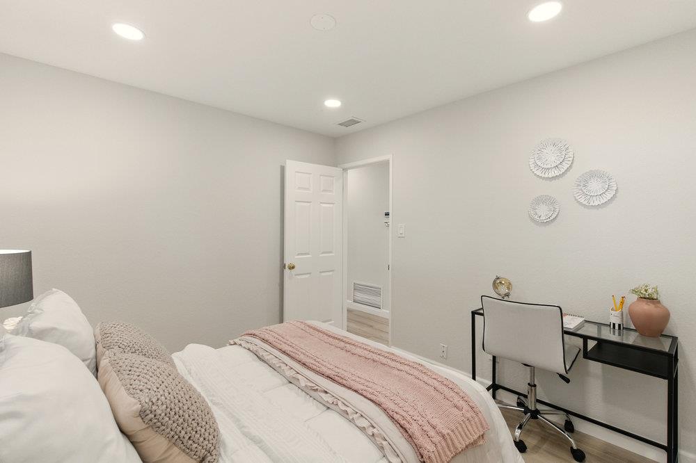 Detail Gallery Image 19 of 43 For 467 Safari Dr, San Jose,  CA 95123 - 4 Beds | 2 Baths