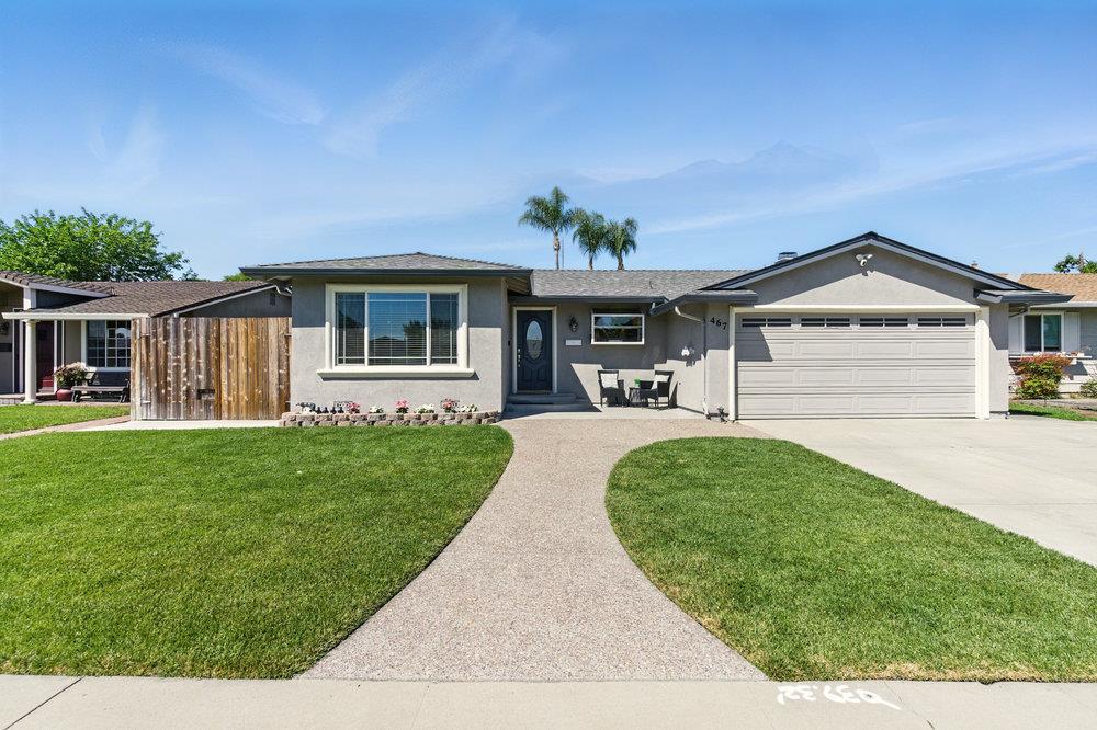 Detail Gallery Image 2 of 43 For 467 Safari Dr, San Jose,  CA 95123 - 4 Beds | 2 Baths
