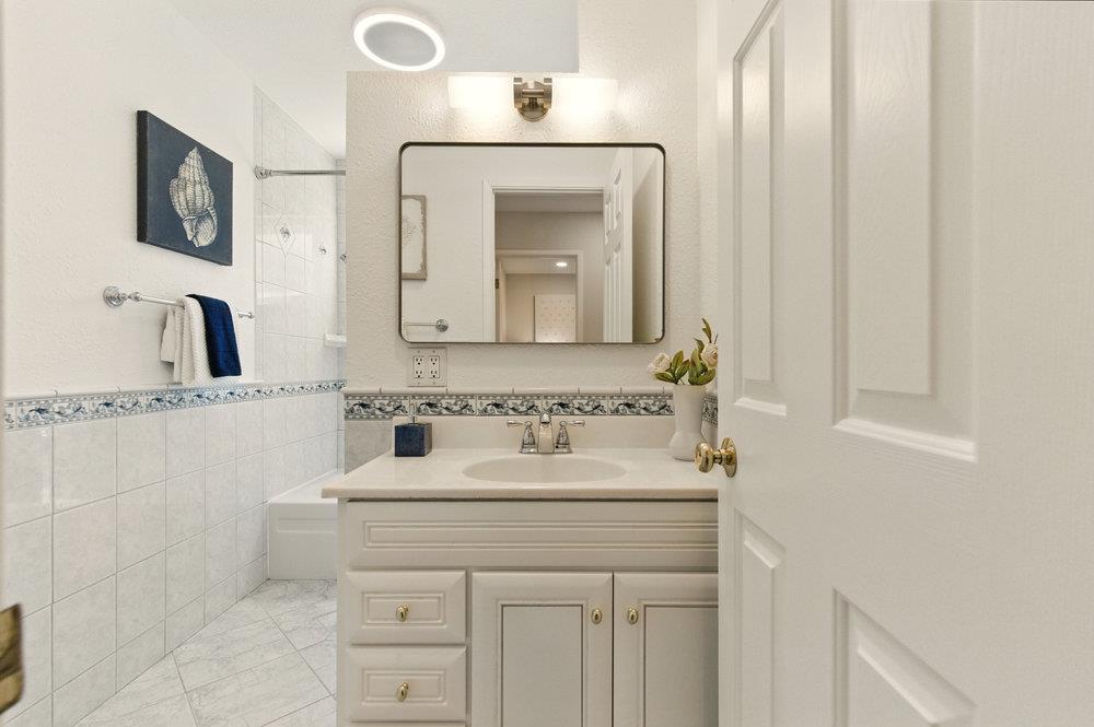 Detail Gallery Image 20 of 43 For 467 Safari Dr, San Jose,  CA 95123 - 4 Beds | 2 Baths