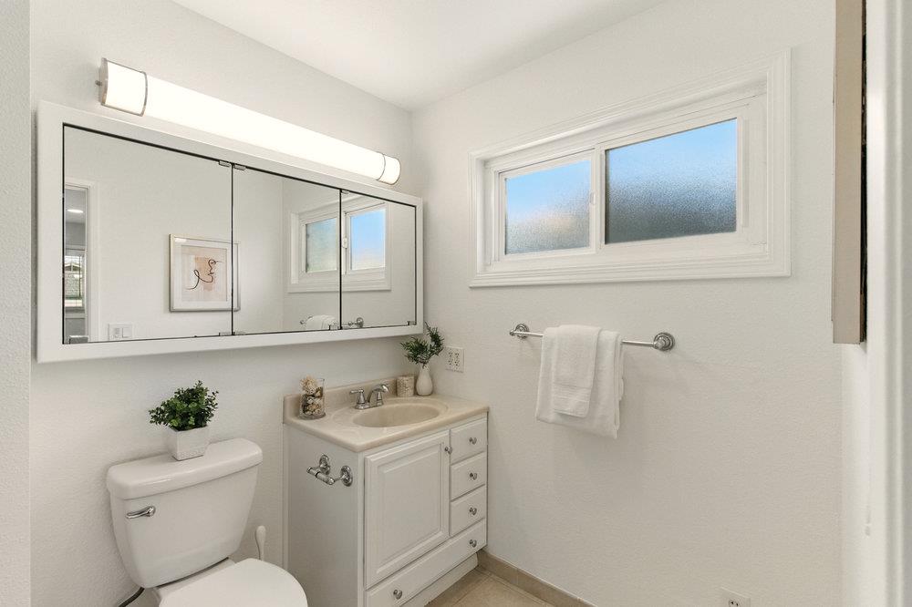 Detail Gallery Image 26 of 43 For 467 Safari Dr, San Jose,  CA 95123 - 4 Beds | 2 Baths
