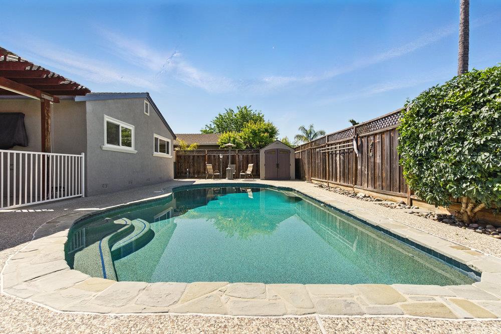 Detail Gallery Image 33 of 43 For 467 Safari Dr, San Jose,  CA 95123 - 4 Beds | 2 Baths