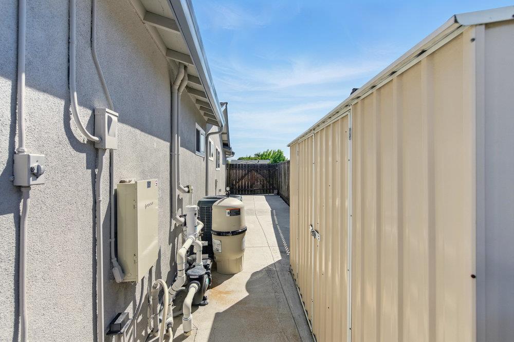 Detail Gallery Image 36 of 43 For 467 Safari Dr, San Jose,  CA 95123 - 4 Beds | 2 Baths