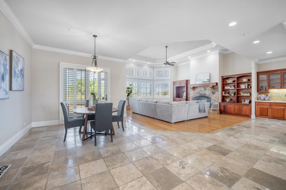 Detail Gallery Image 11 of 41 For 11775 Turlock Ave, San Martin,  CA 95046 - 5 Beds | 4/1 Baths