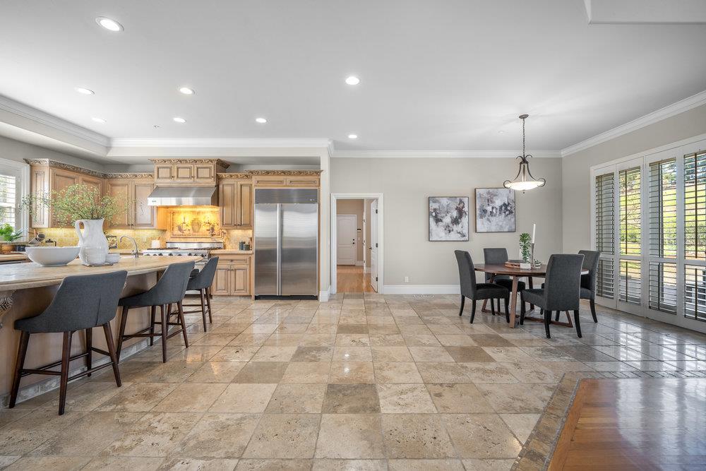 Detail Gallery Image 12 of 41 For 11775 Turlock Ave, San Martin,  CA 95046 - 5 Beds | 4/1 Baths