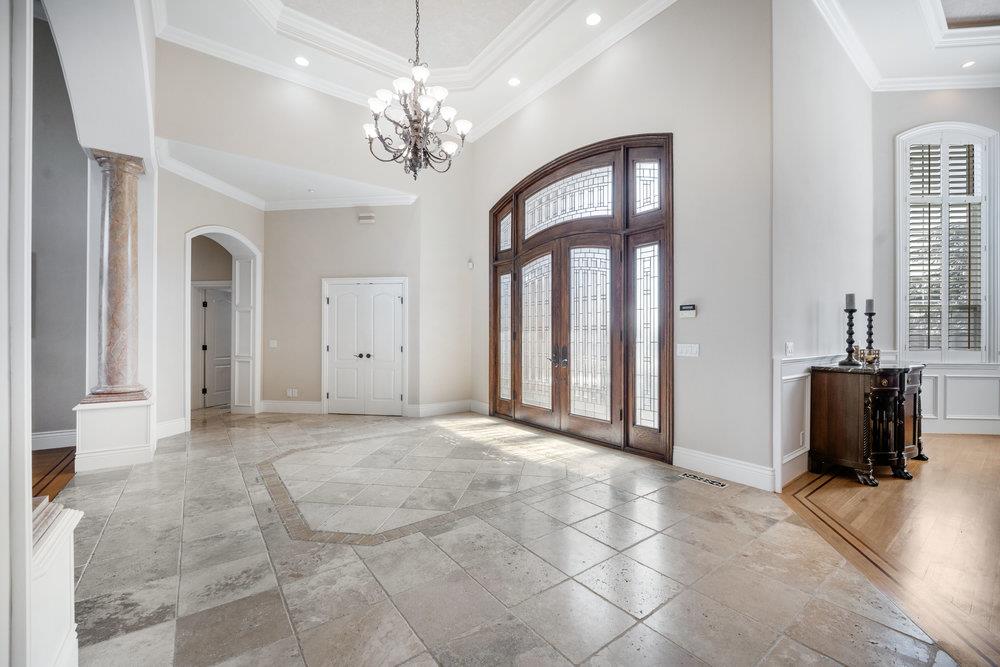 Detail Gallery Image 6 of 41 For 11775 Turlock Ave, San Martin,  CA 95046 - 5 Beds | 4/1 Baths
