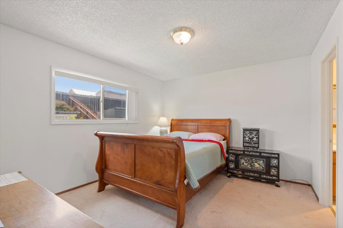 Detail Gallery Image 21 of 29 For 137 Silverwood Pl, Marina,  CA 93933 - 4 Beds | 2 Baths