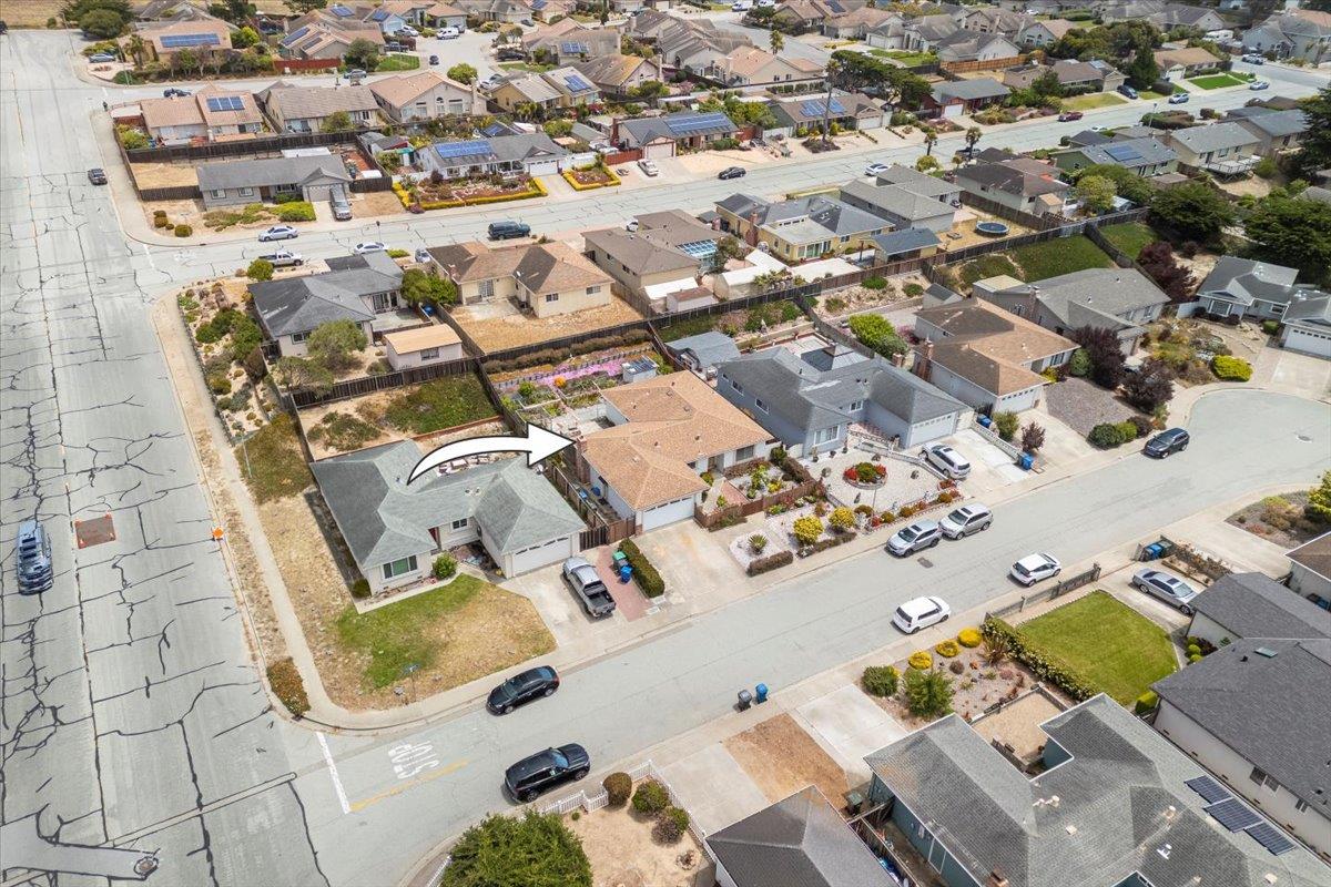 Detail Gallery Image 6 of 29 For 137 Silverwood Pl, Marina,  CA 93933 - 4 Beds | 2 Baths