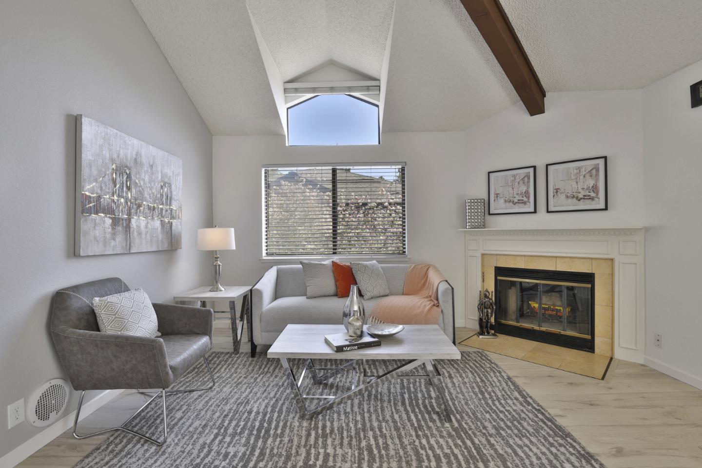 Detail Gallery Image 5 of 30 For 160 Sunwood Meadows Pl, San Jose,  CA 95119 - 2 Beds | 2 Baths