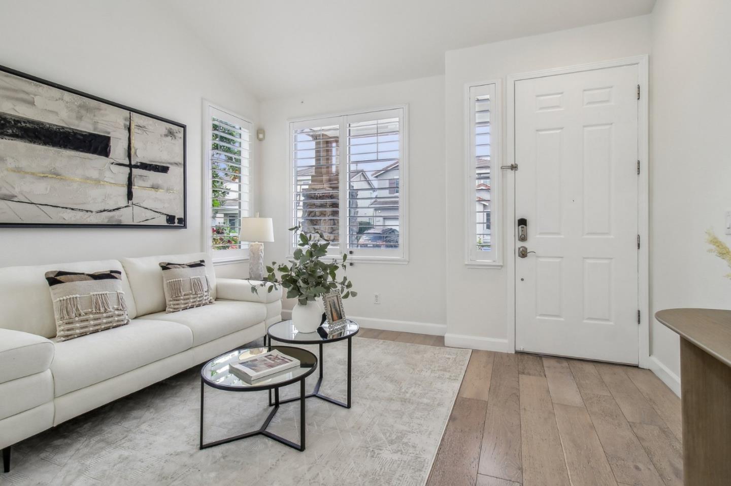 Detail Gallery Image 2 of 24 For 37334 Lantana Cmn, Fremont,  CA 94536 - 3 Beds | 2/1 Baths