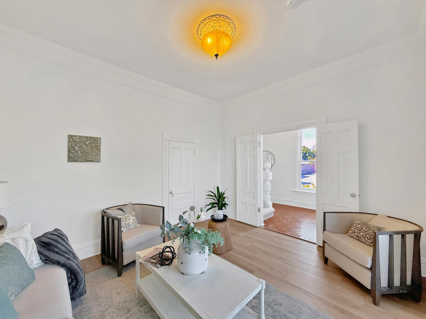 Detail Gallery Image 14 of 50 For 398 W San Fernando, San Jose,  CA 95110 - 5 Beds | 2 Baths