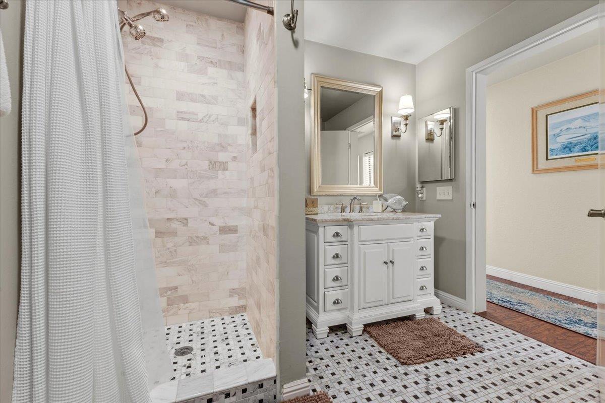 Detail Gallery Image 8 of 10 For 4 Shepherds Knoll, Pebble Beach,  CA 93953 - 2 Beds | 2 Baths