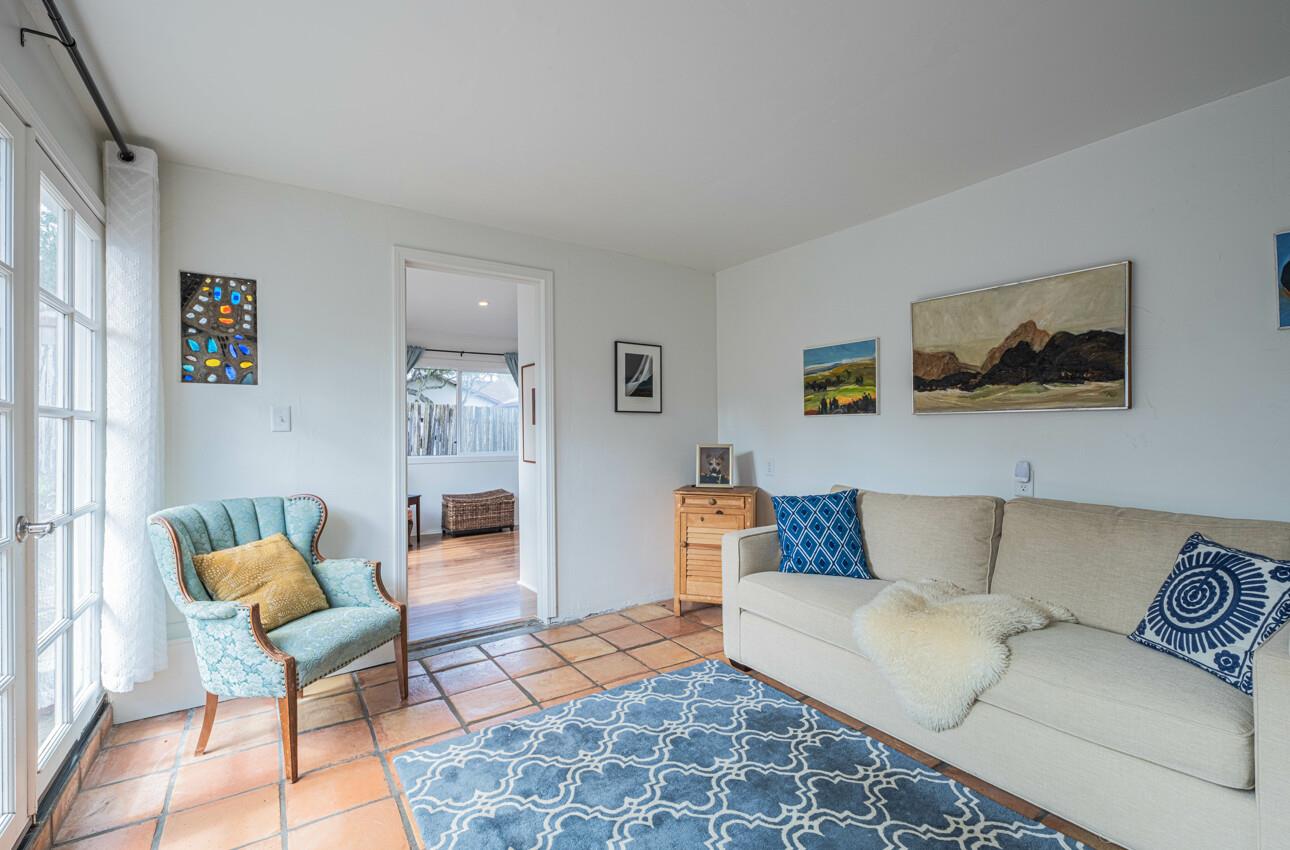 Detail Gallery Image 15 of 37 For 865 Lily St, Monterey,  CA 93940 - 4 Beds | 2 Baths
