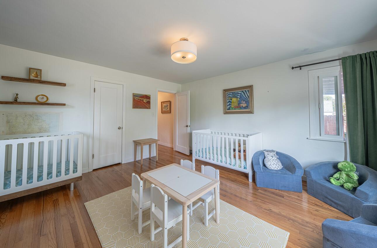 Detail Gallery Image 25 of 37 For 865 Lily St, Monterey,  CA 93940 - 4 Beds | 2 Baths